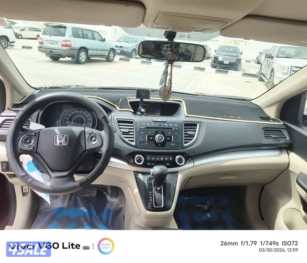 Honda CRV very good condition family used knee and clean6