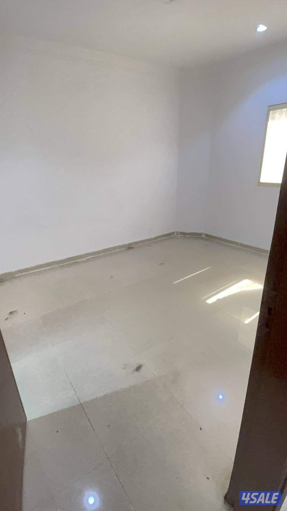 للإيجار للشركات0