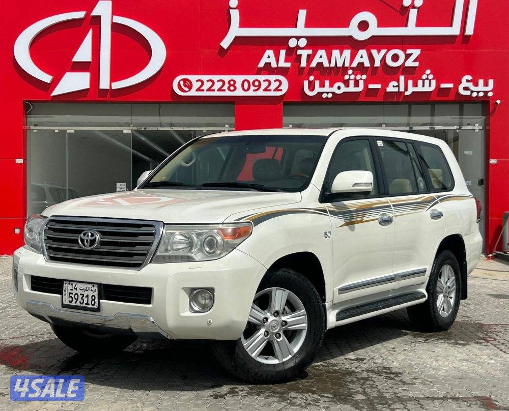 لاند كروزر VX.R - 5.7 V8  موديل 2013 ماشى 443.000 k.m  وارد الخليج .0