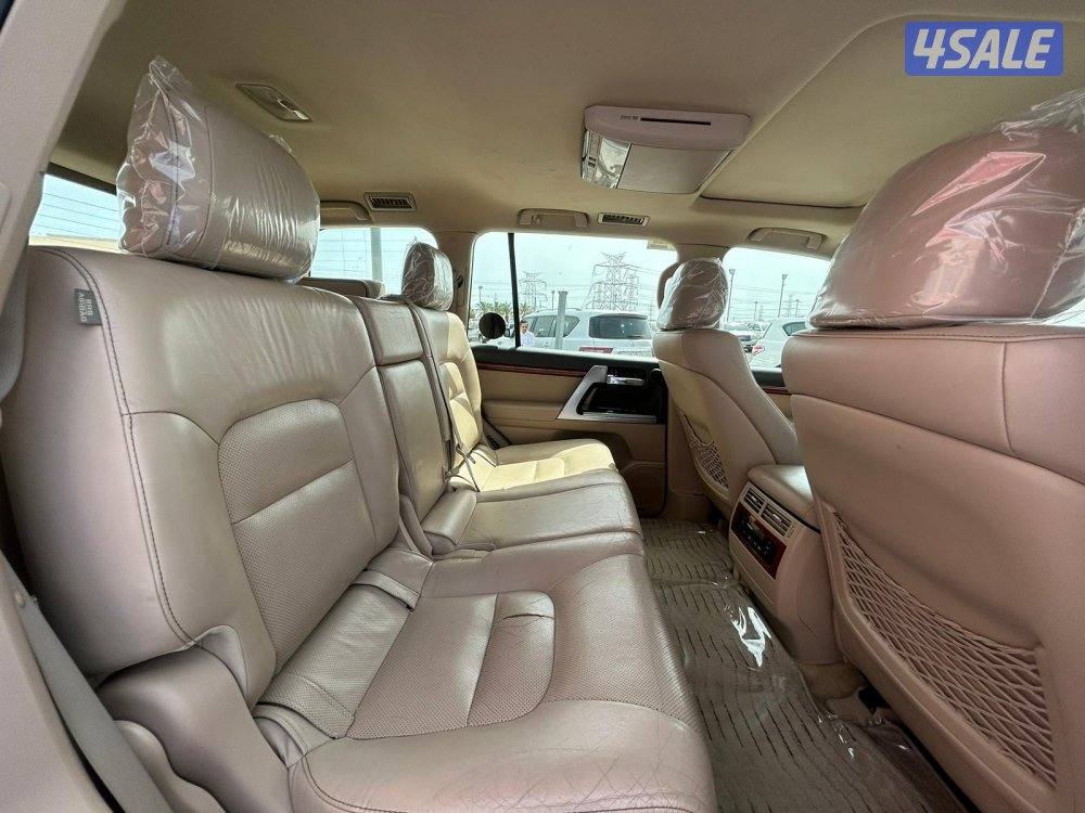 لاند كروزر VX.R - 5.7 V8  موديل 2013 ماشى 443.000 k.m  وارد الخليج .4