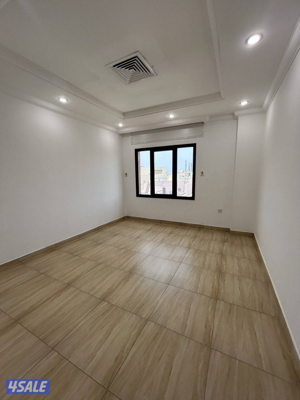 للإيجار في عبدالله المبارك شقه ودور أرضي في جابر الاحمز0