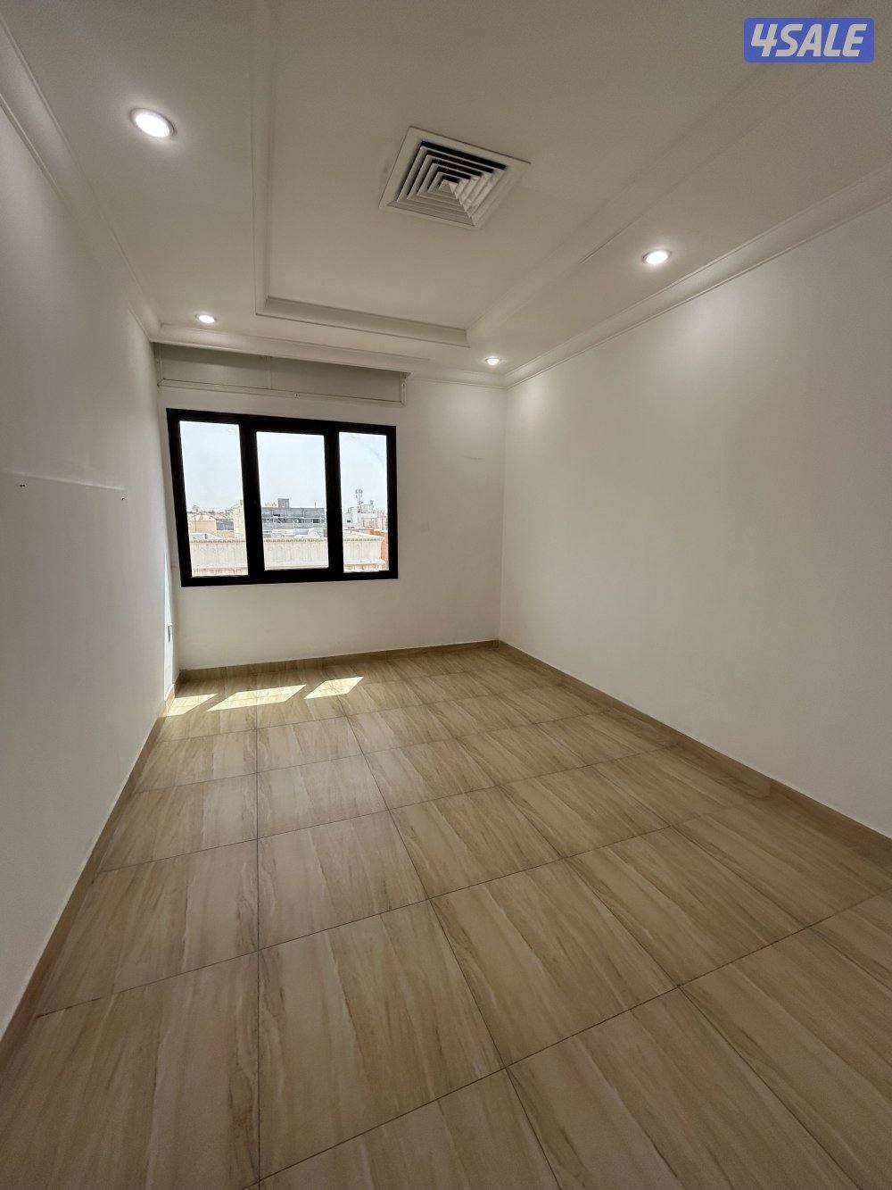 للإيجار في عبدالله المبارك شقه ودور أرضي في جابر الاحمز1