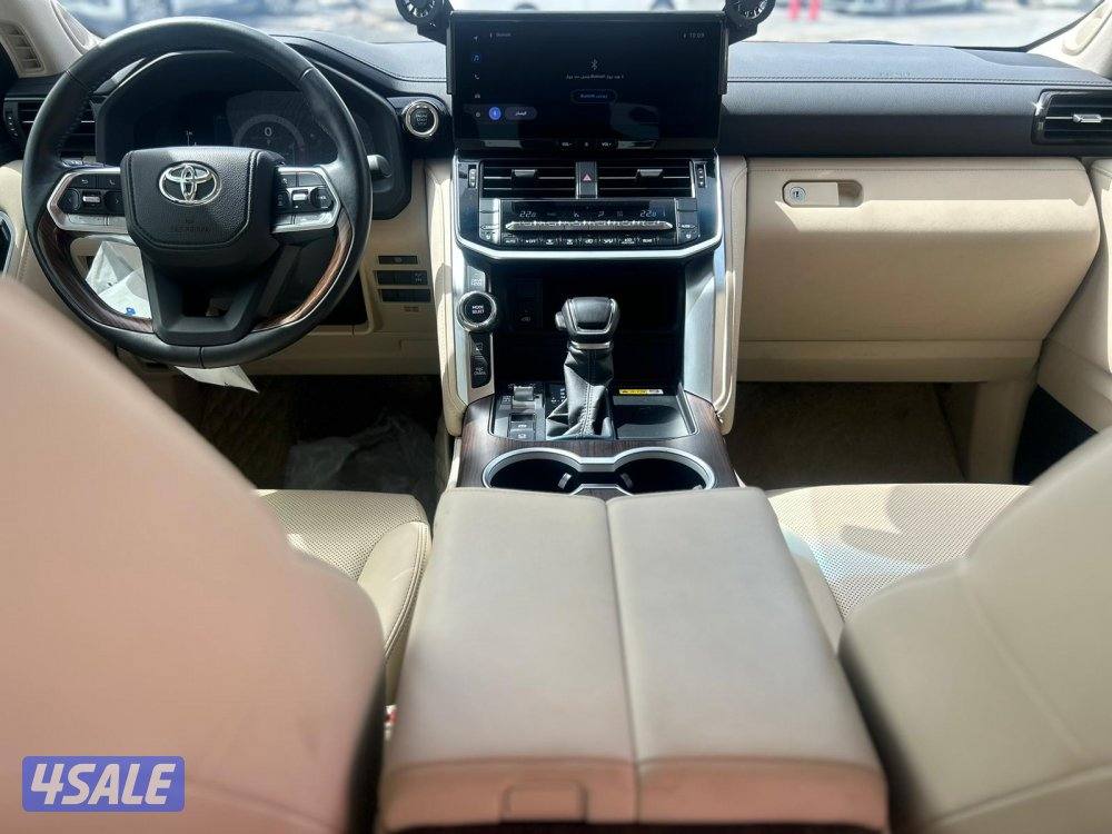 تويوتا لاند كروزر GX.R AEROs  twin turbo.V6 موديل 2025 ماشى 34.000 k.m6