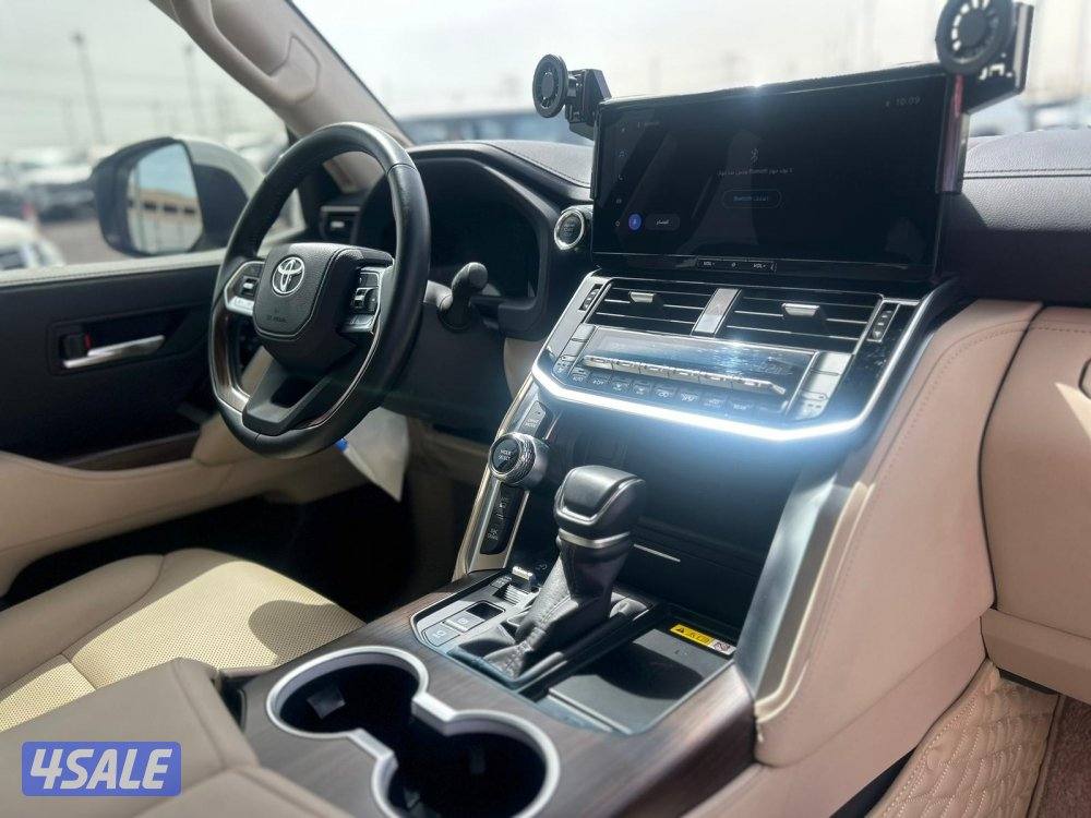 تويوتا لاند كروزر GX.R AEROs  twin turbo.V6 موديل 2025 ماشى 34.000 k.m7