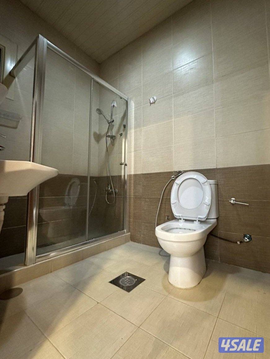 معلم سيراميك تكسير وتركيب جميع انواع السيراميك والرخام4