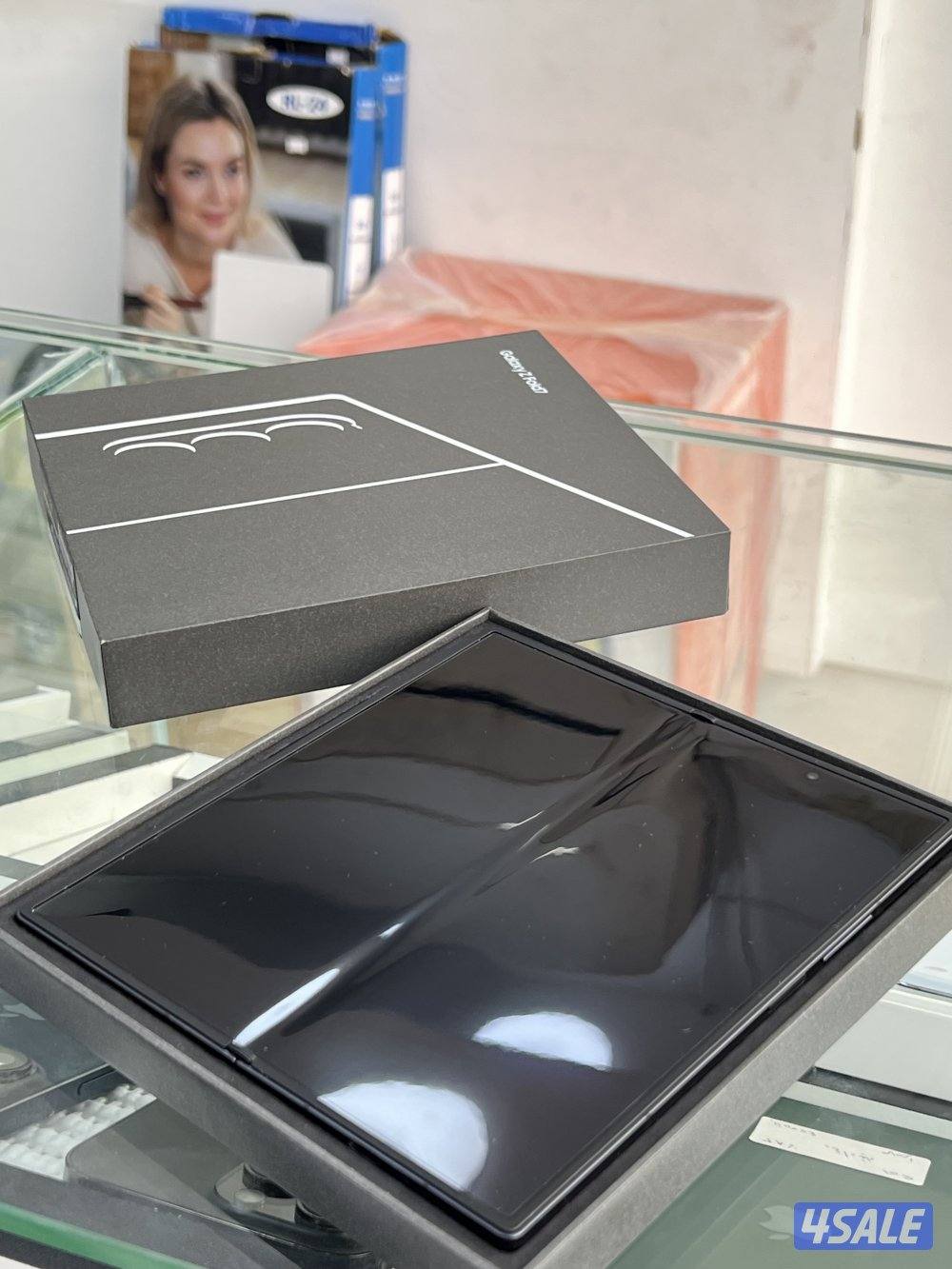 للبيع جلكسي Z FOLD 74