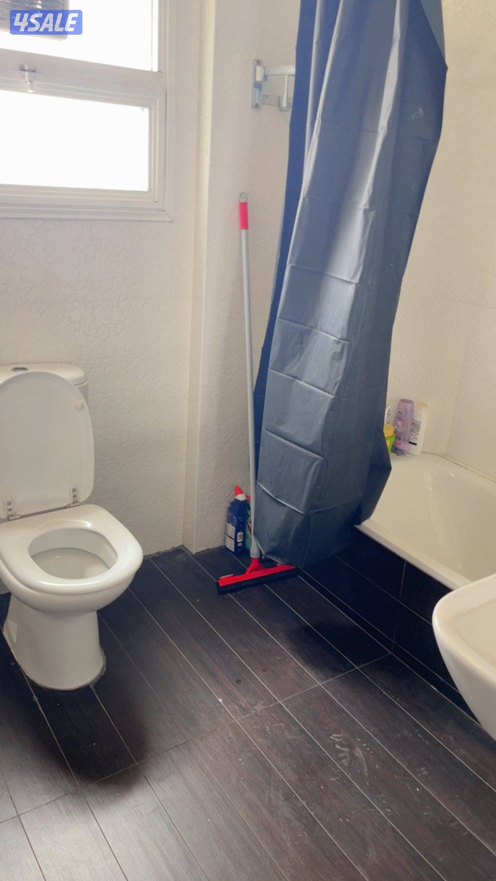 شقه خلو بالشعب البحري غرفه وصاله وبلكونه إطلاله بحريه مرتبه ومشطبه3