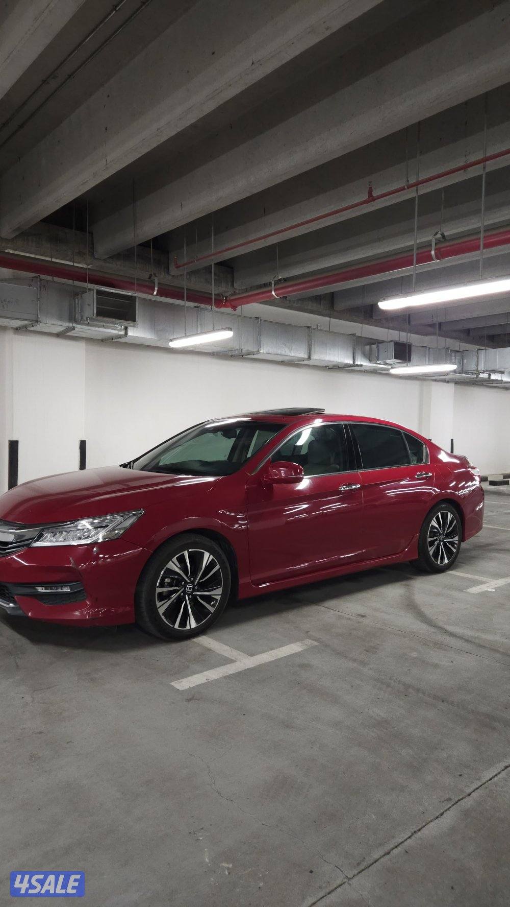 للبيع هوندا اكورد 2017 صبغ الوكاله1