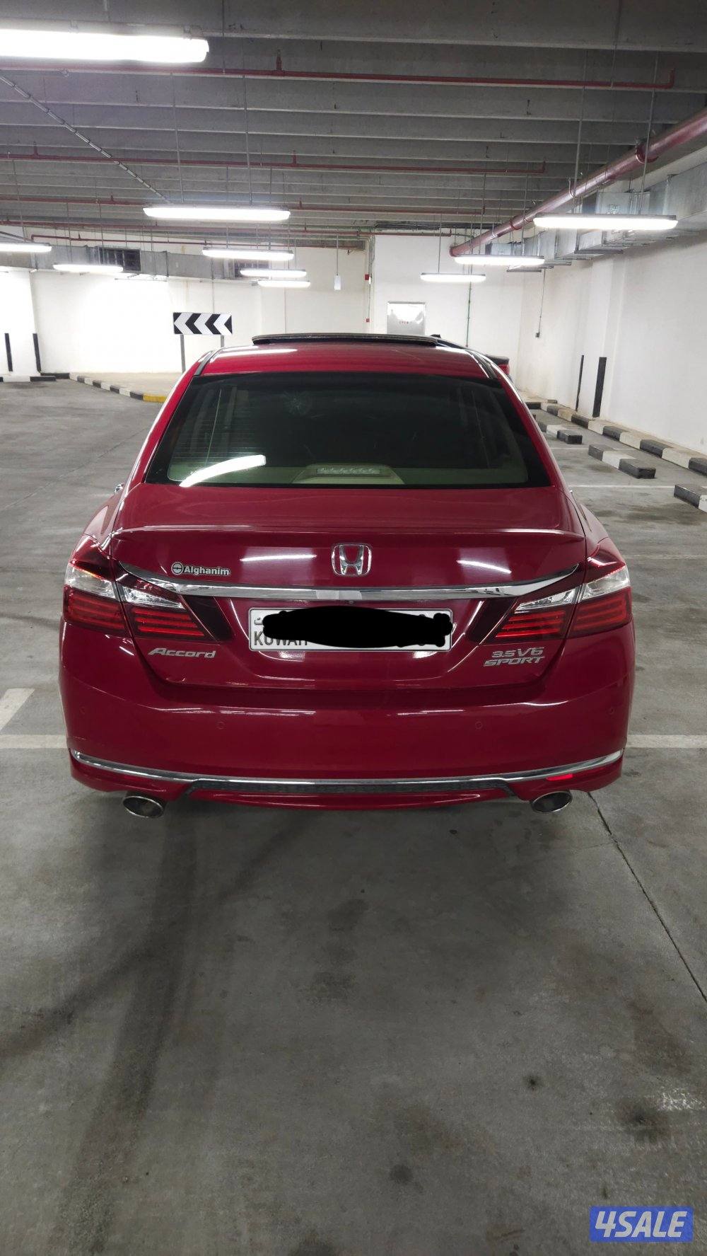 للبيع هوندا اكورد 2017 صبغ الوكاله5