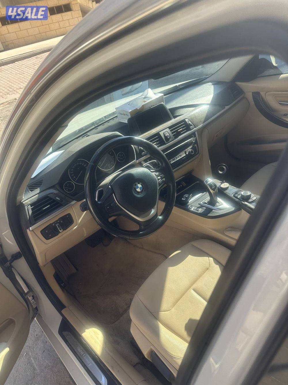 بي ام دبليو 320i موديل 2013 ماشي 160 الف 4 سليندر 2000cc تيربو0