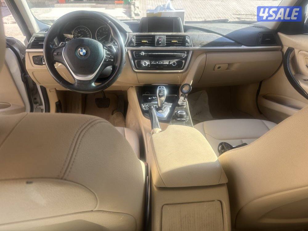 بي ام دبليو 320i موديل 2013 ماشي 160 الف 4 سليندر 2000cc تيربو3