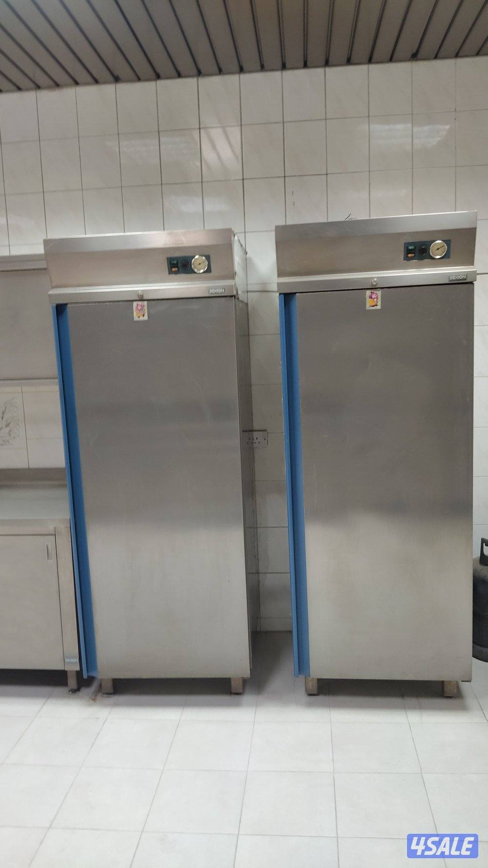 للبيع ثلاجات ستانلس ستيل عدد 2 ن ع Dexon2