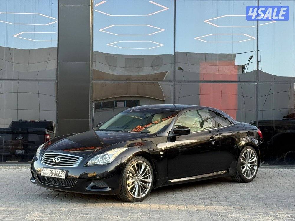 INFINITI Q60 _ 20151