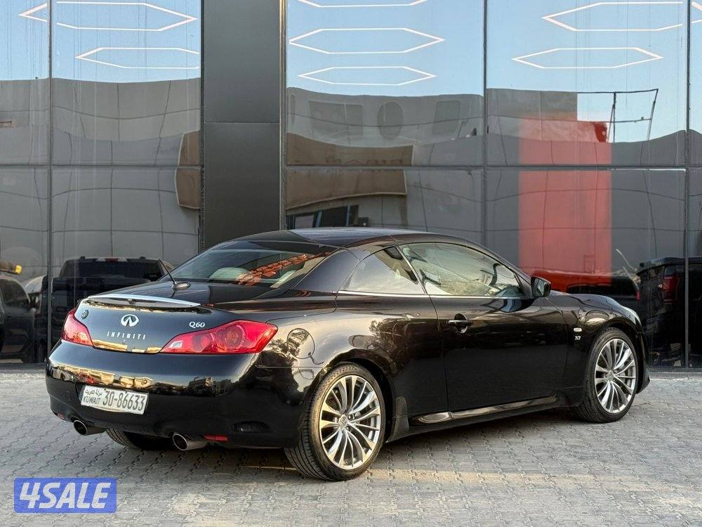 INFINITI Q60 _ 20154
