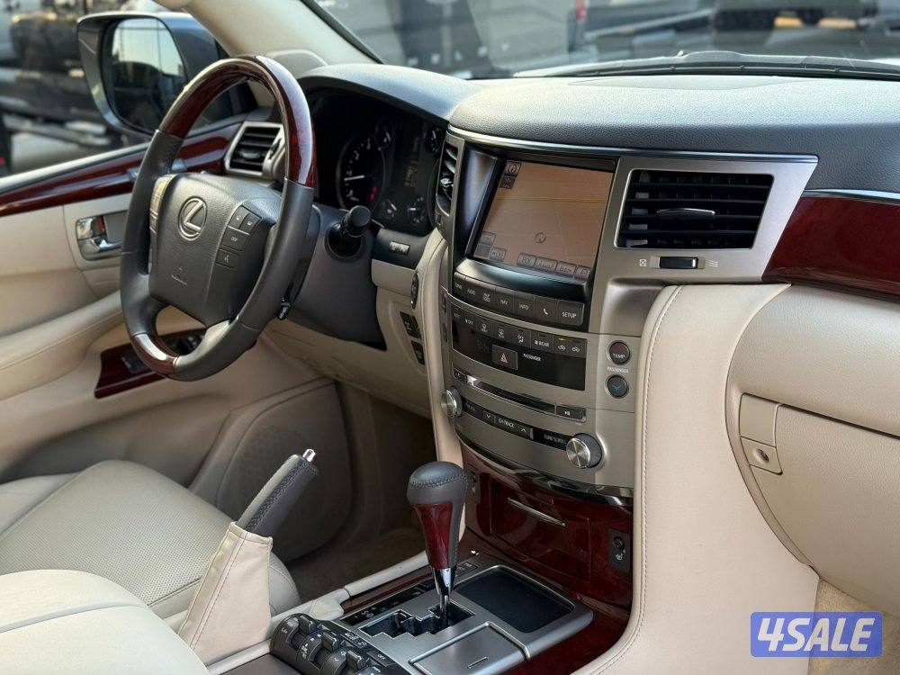 LEXUS LX570 _2014 صبغ الوكالة7