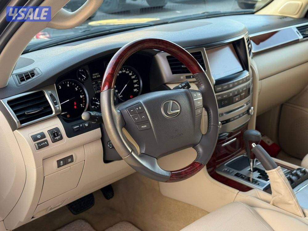 LEXUS LX570 _2014 صبغ الوكالة6