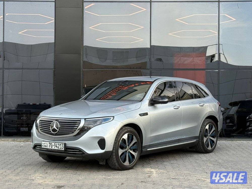MERCEDES EQC400 4MATIC _2023 عداد 11 الف فقط1