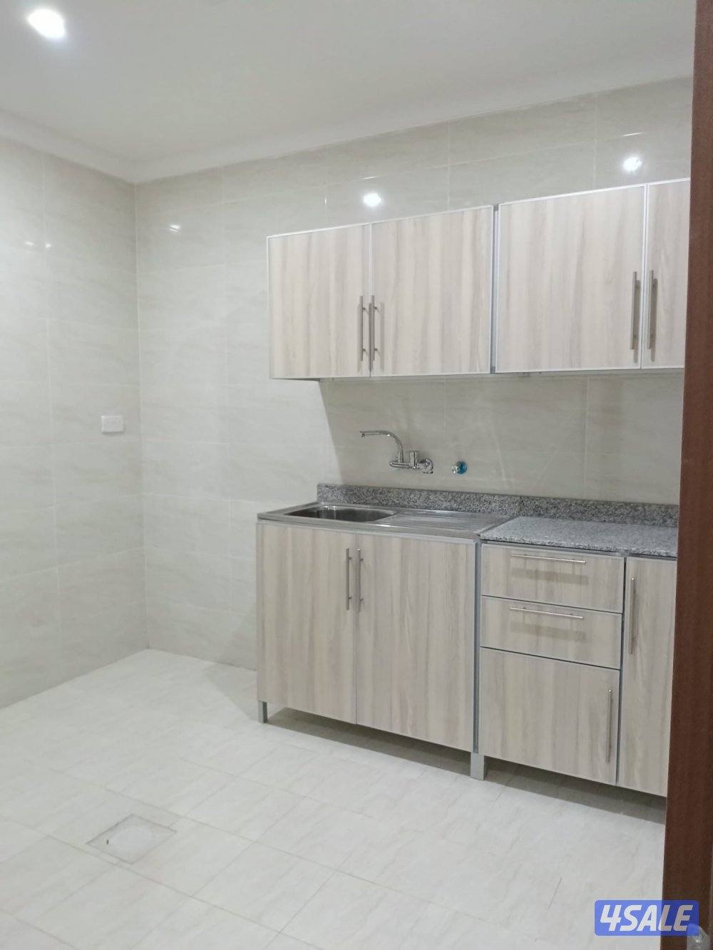 شقه تجاري للايجار بالفنطاس ( اول ساكن )5