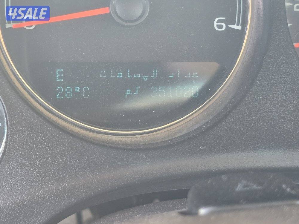 يوكن استعمال بيت سياره الوالد نظيف جدا ماشي ٣٥١ شرط الفحص داخل نظيف4