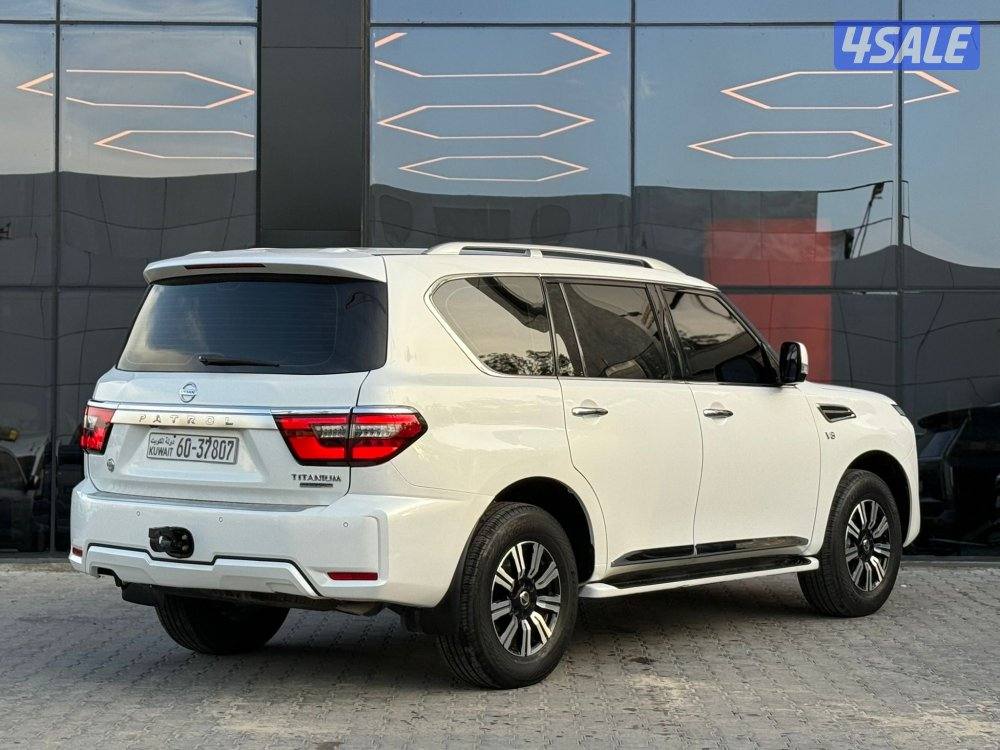 NISSAN PATROL TITANIUM V8 _20213