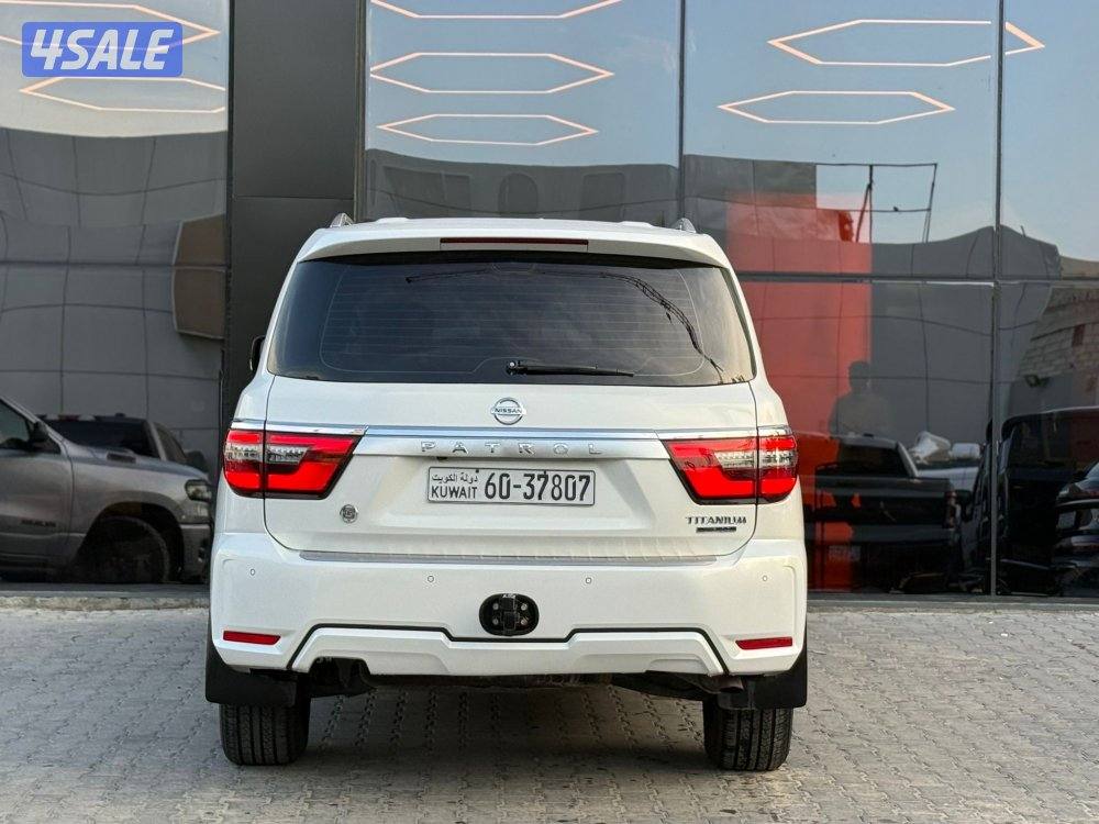 NISSAN PATROL TITANIUM V8 _20215