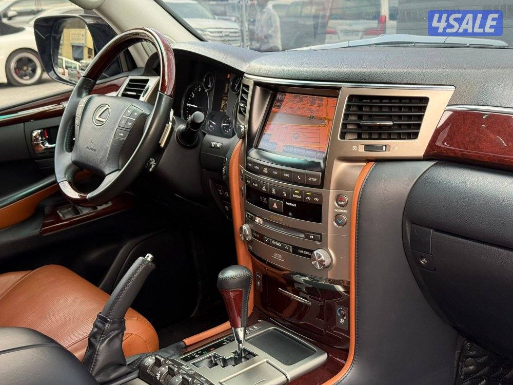 LEXUS LX570 _2014 صبغ الوكالة7