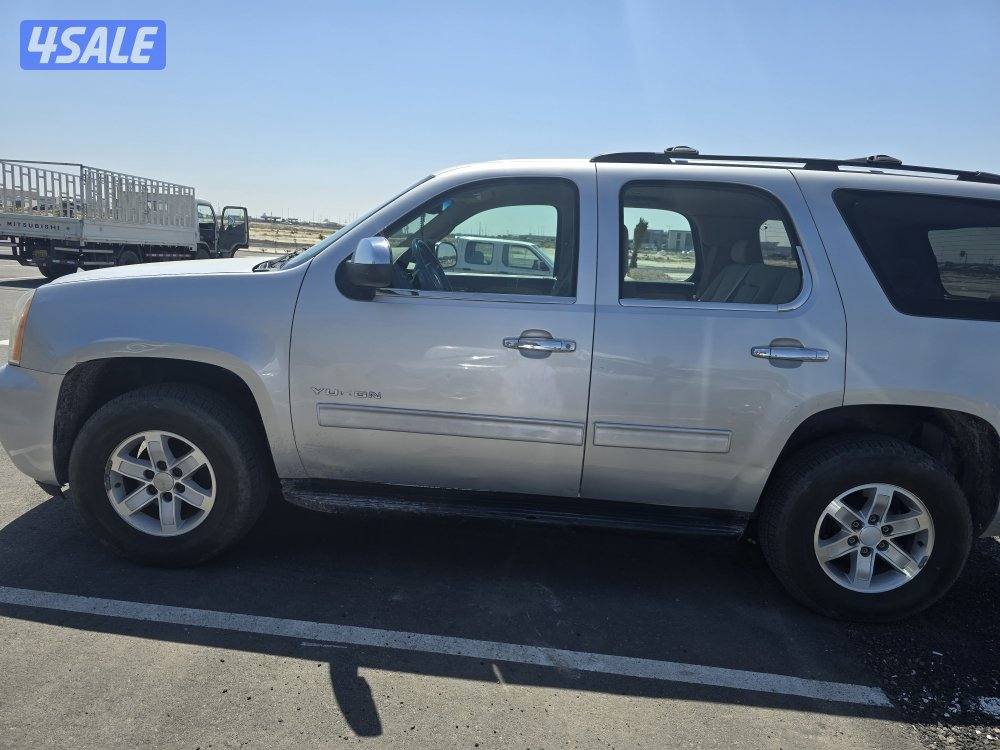 يوكن استعمال بيت سياره الوالد نظيف جدا ماشي ٣٥١ شرط الفحص داخل نظيف14