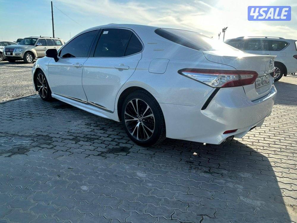 تويوتا كامرى V6-SE موديل 2020 ماشى 210.000 k.m وارد الساير.2