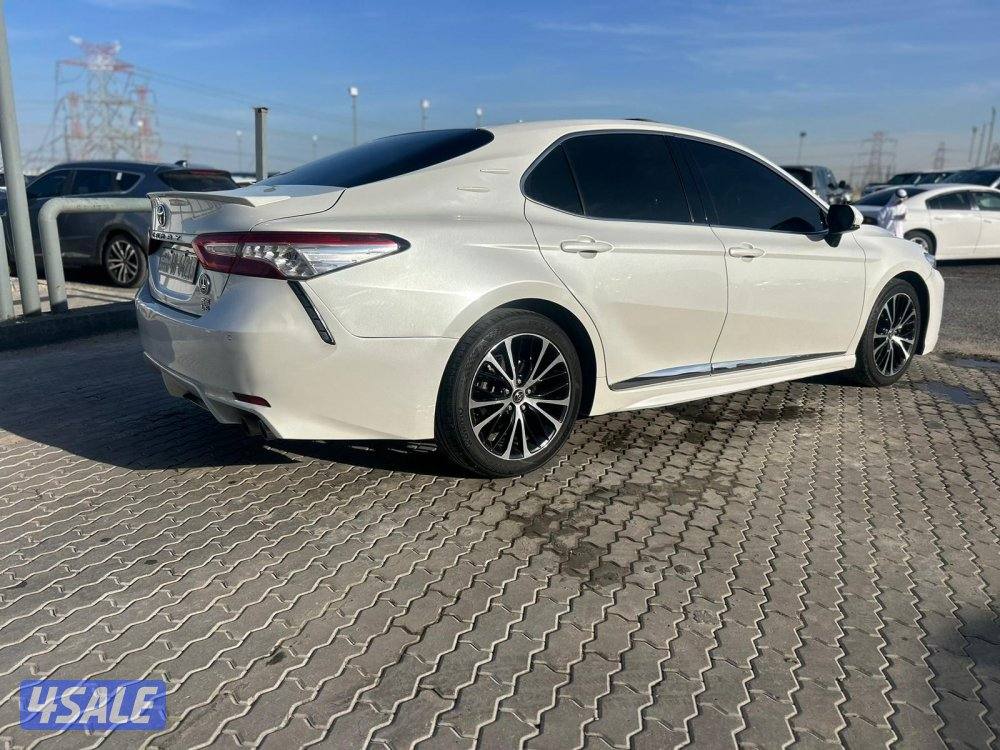تويوتا كامرى V6-SE موديل 2020 ماشى 210.000 k.m وارد الساير.3