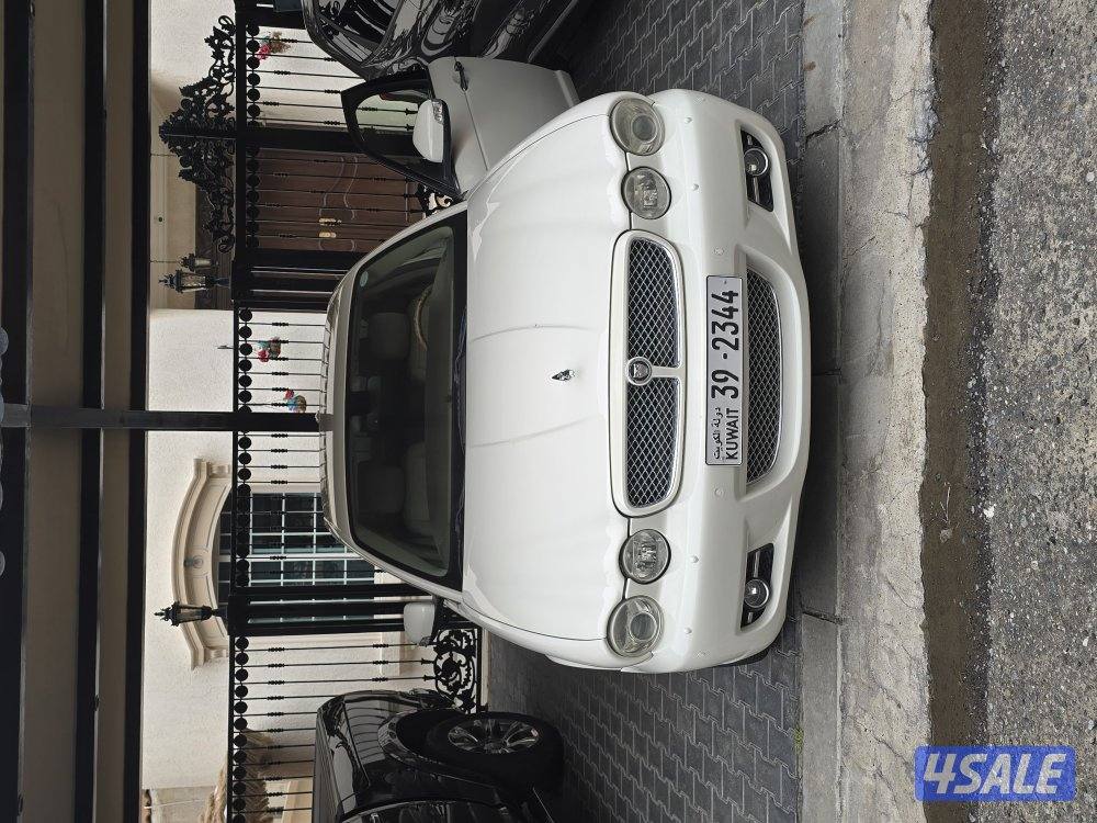 للبيع جاكور xj0