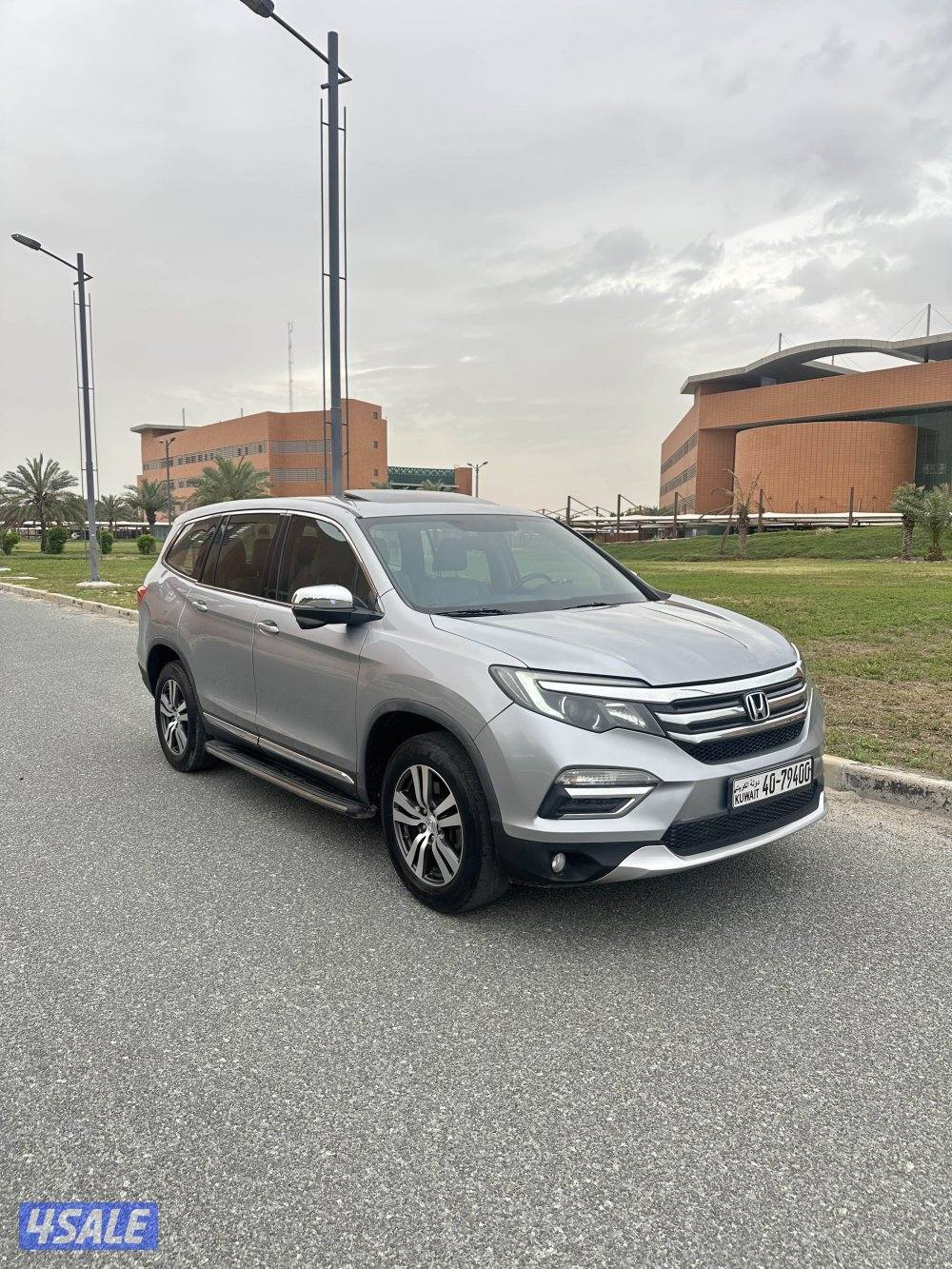 للبيع هوندا بايلوت موديل 20170