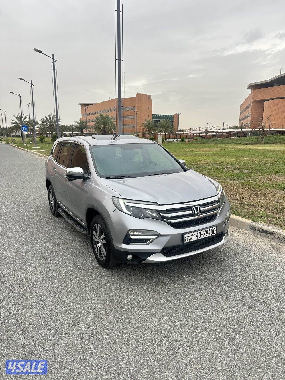 للبيع هوندا بايلوت موديل 20176