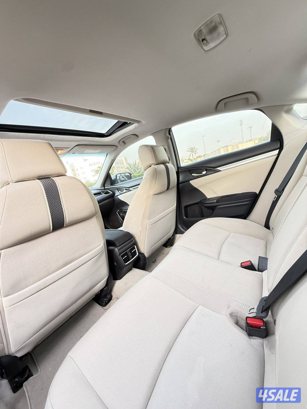 البيع هوندا سيفيك 20215