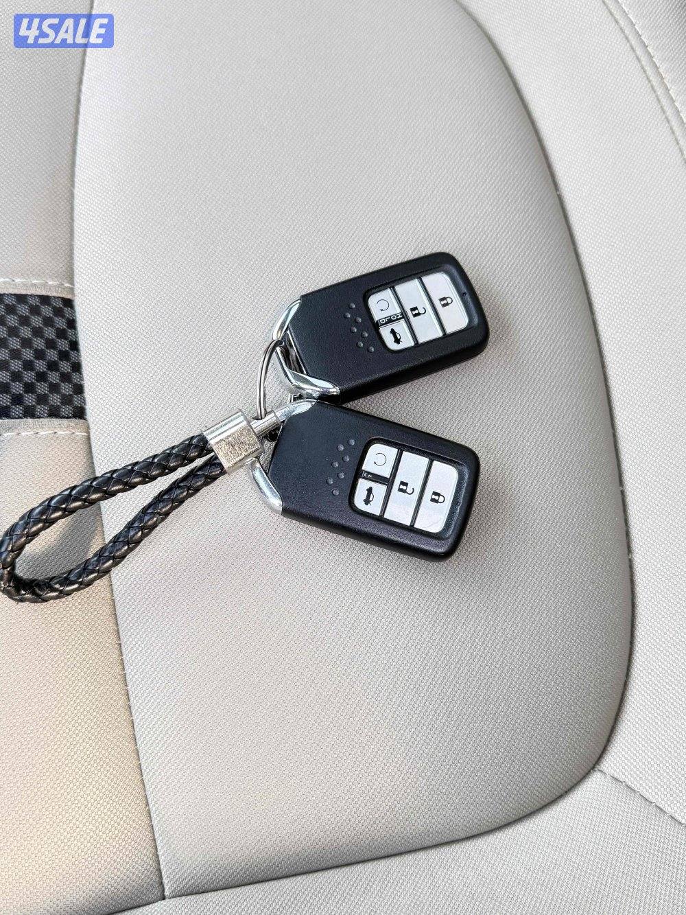 البيع هوندا سيفيك 20216