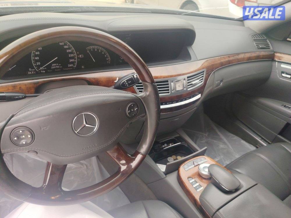 للبيع مرسيدس موديل 2006. s500 ماشي 2606