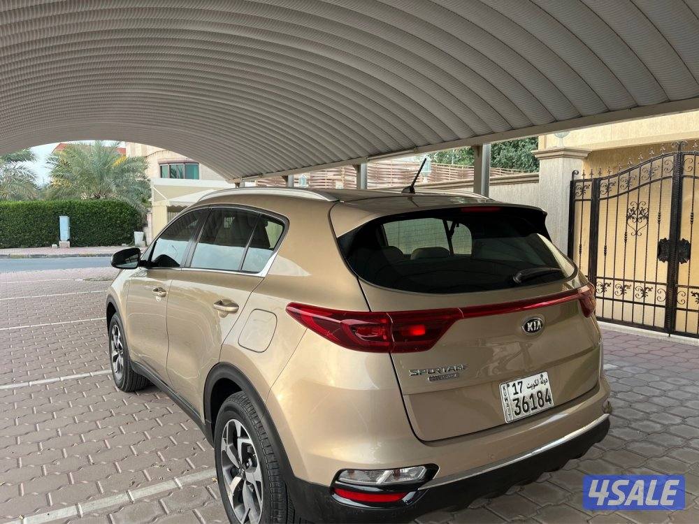 كيا سبورتاج موديل 2020 بحالة ممتازة صبغ الوكالة بالكامل9