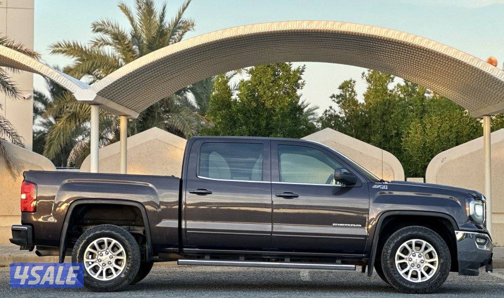 معرض القمة🚩3