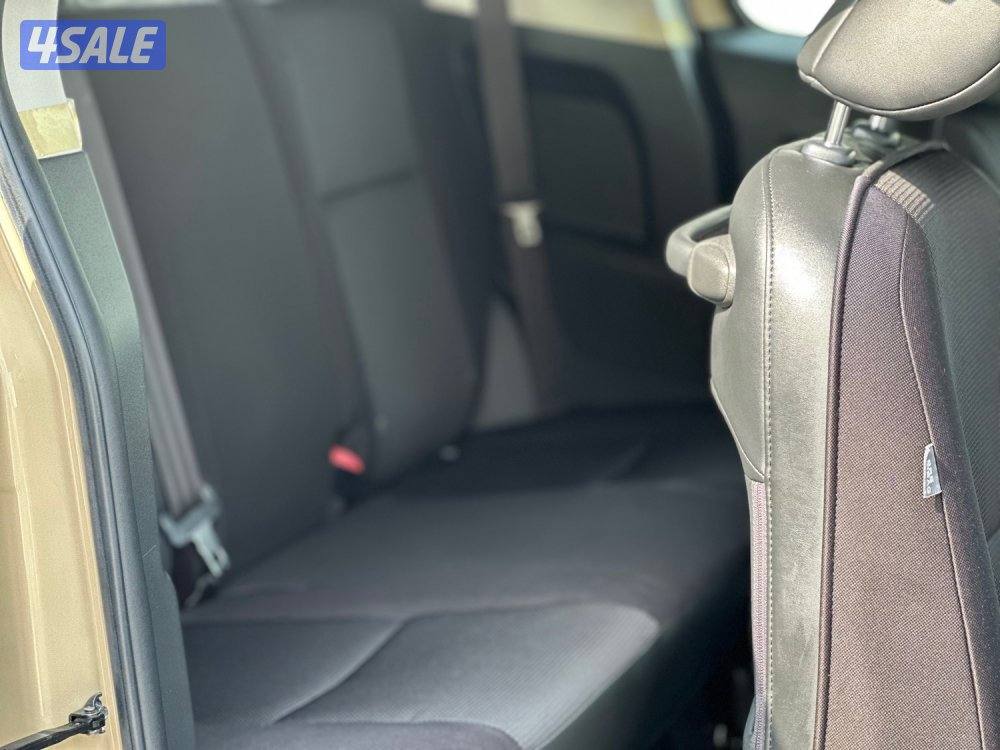 للبيع تويوتا اف جي ماشي ١٠٠ الف كيلو5