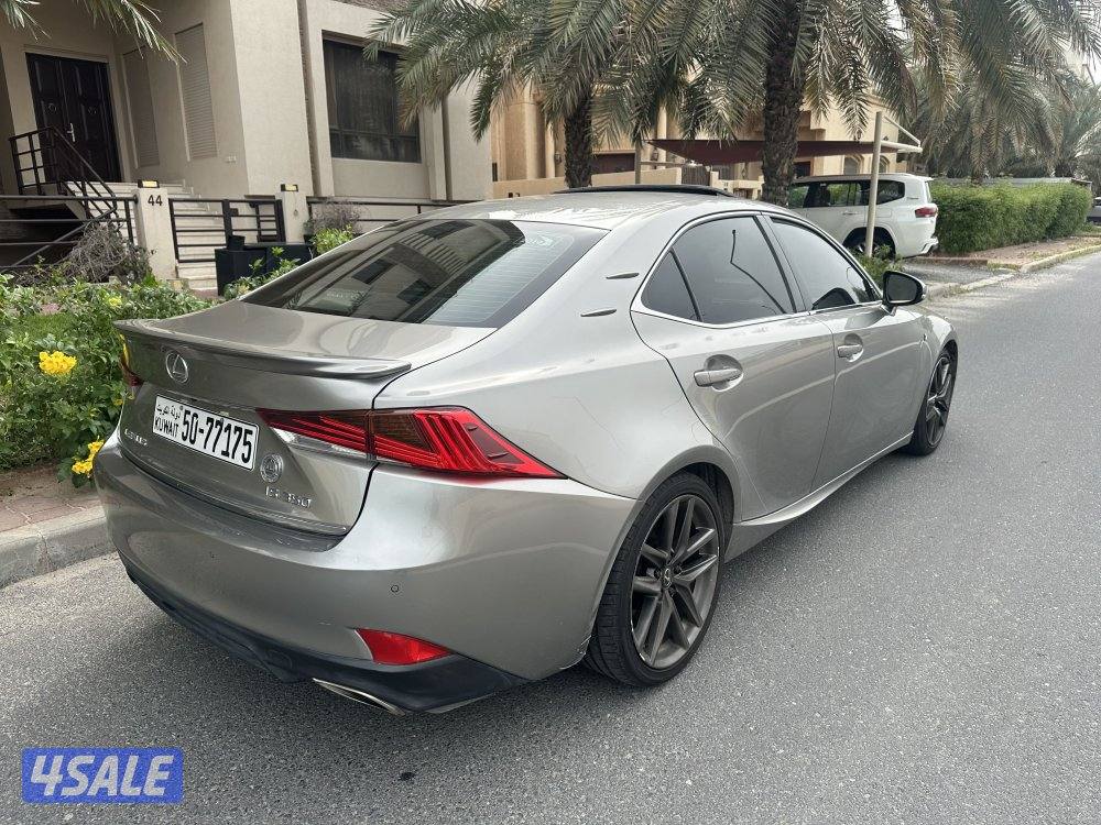 لكزس IS 350 نظيييييفة صبغ الوكالة6