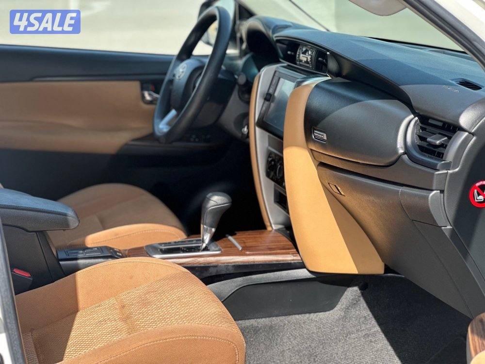 للبيع تويوتا فورتنر وارد الوكالة الساير4