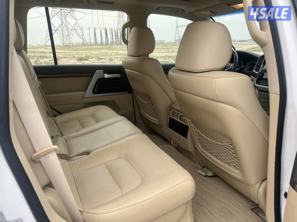 لاند كروزر vxr 2016 ماشي 126 الف صبغ وكاله9