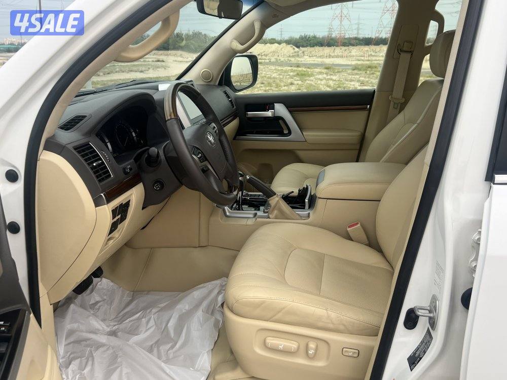 لاند كروزر vxr 2016 ماشي 126 الف صبغ وكاله10