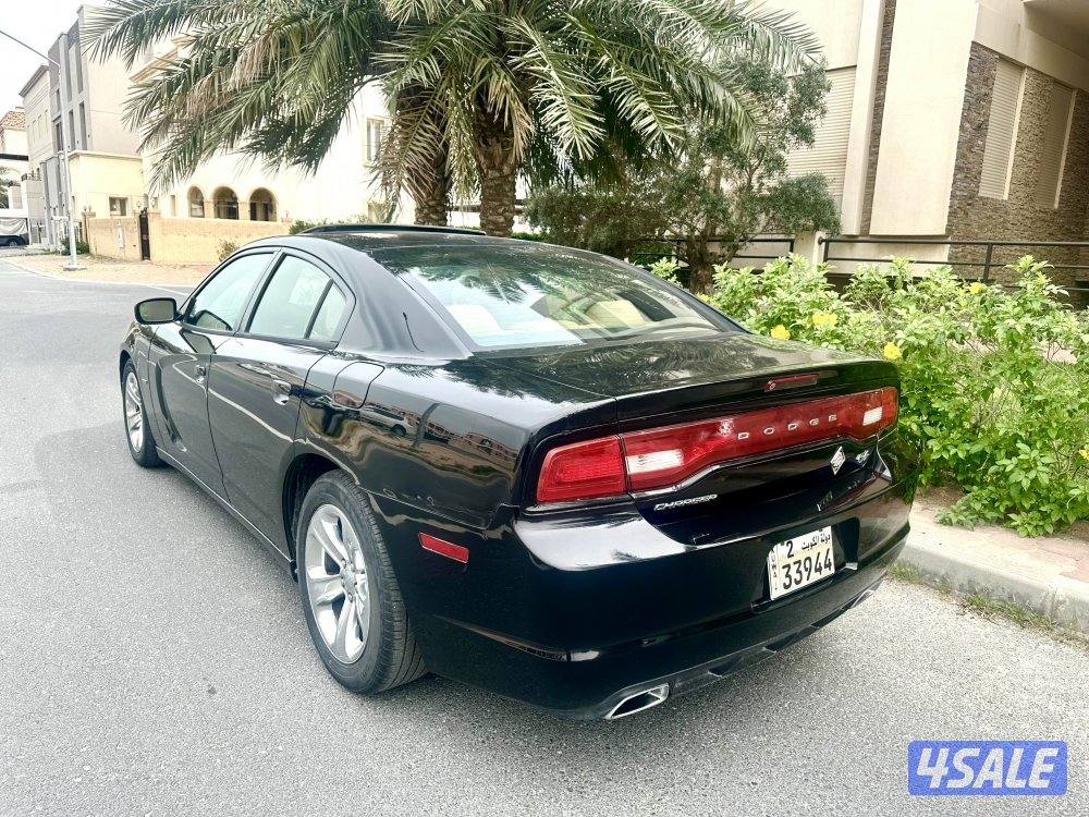 شارجر R/T صبغ الوكالة نظيفة جدا1