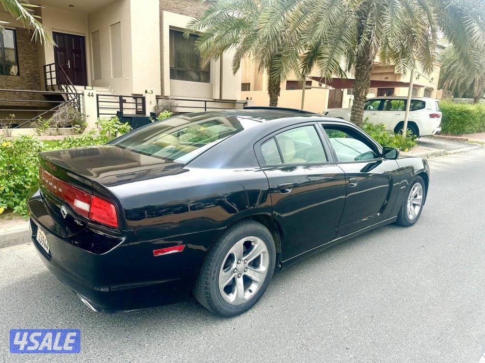 شارجر R/T صبغ الوكالة نظيفة جدا4