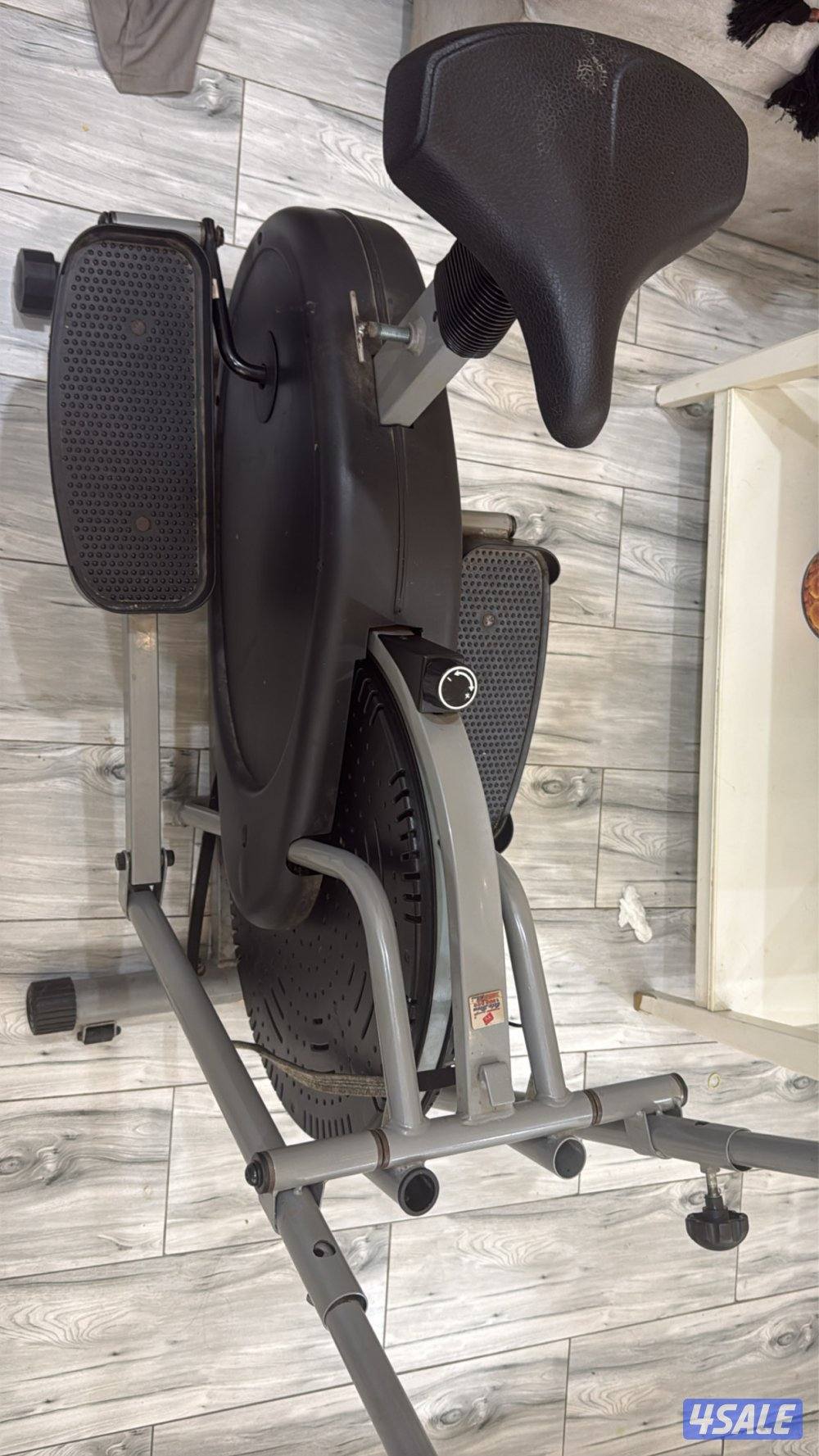 جهاز غزاله بحاله جيده بس يوجد تلحيم واحد من الأرجل للتواصل واتساب فقط2