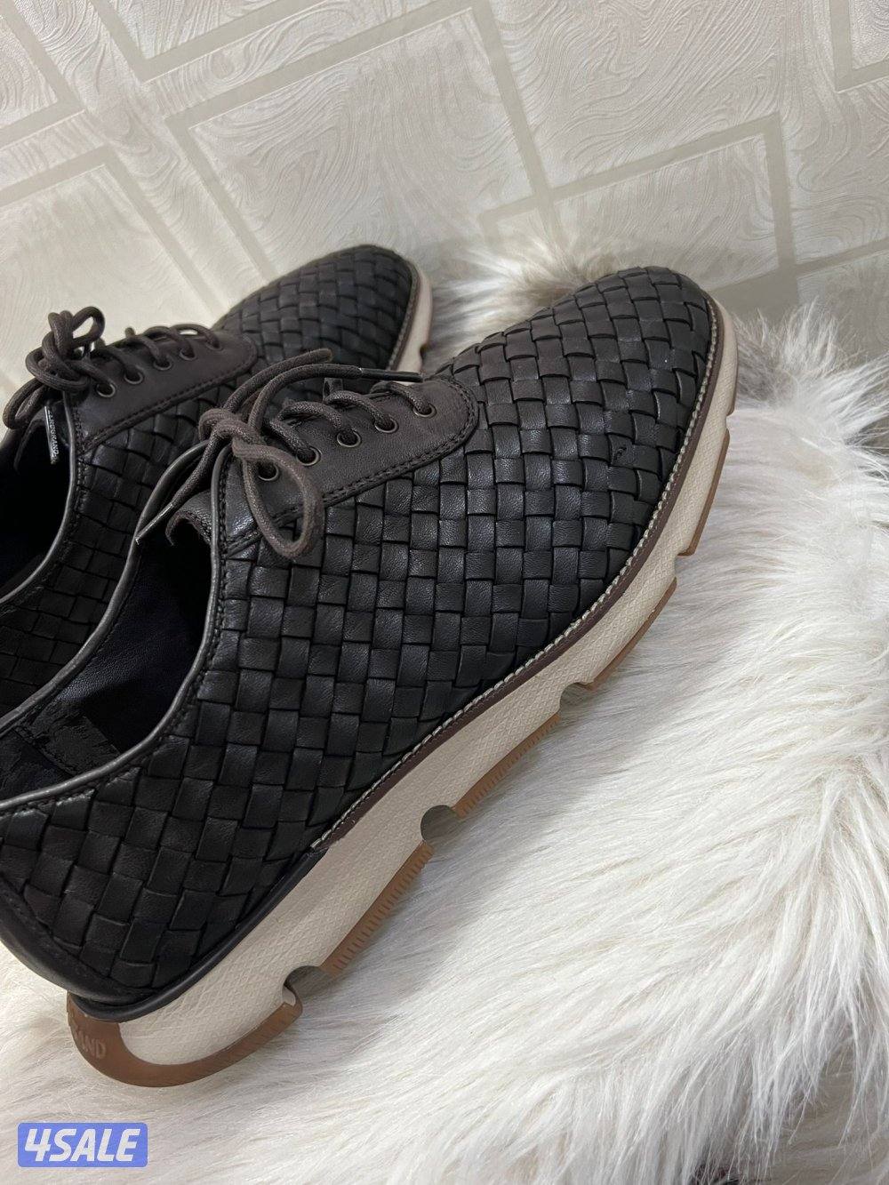 للبيع ماركات اصليه مستعمله نظيفه مقاس ٫٫٤٣0