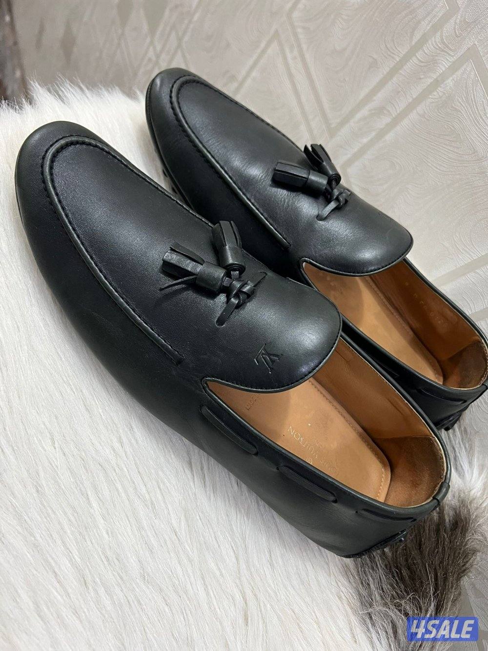 للبيع ماركات اصليه مستعمله نظيفه مقاس ٫٫٤٣3