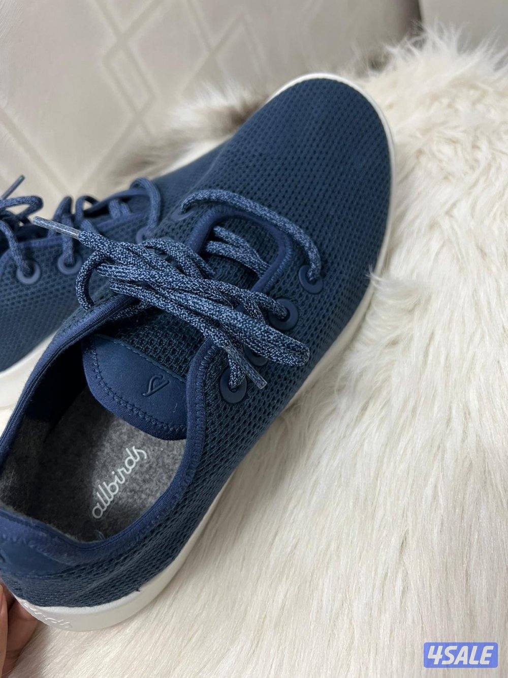 للبيع ماركات اصليه مستعمله نظيفه مقاس ٫٫٤٣9