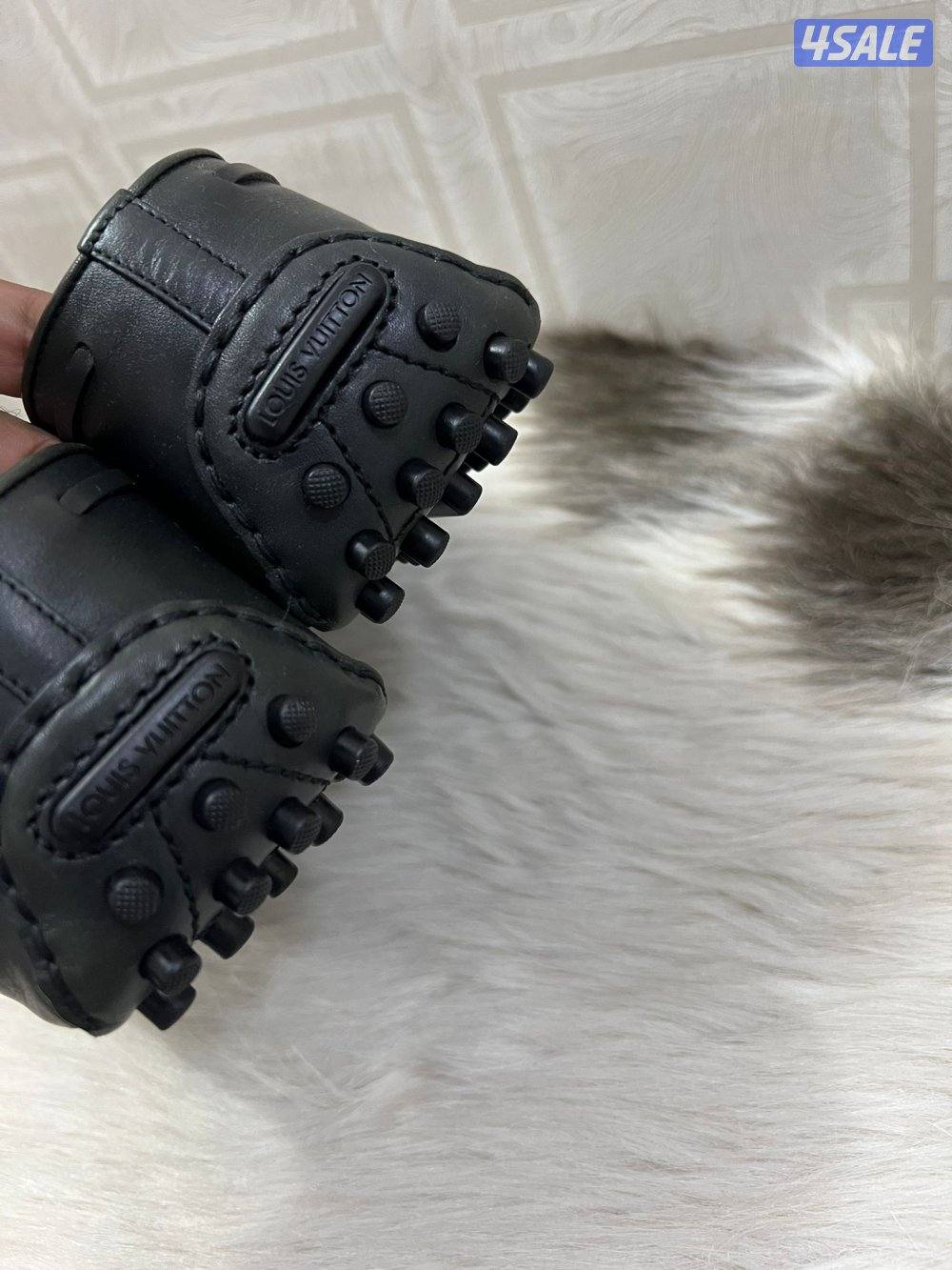 للبيع ماركات اصليه مستعمله نظيفه مقاس ٫٫٤٣12