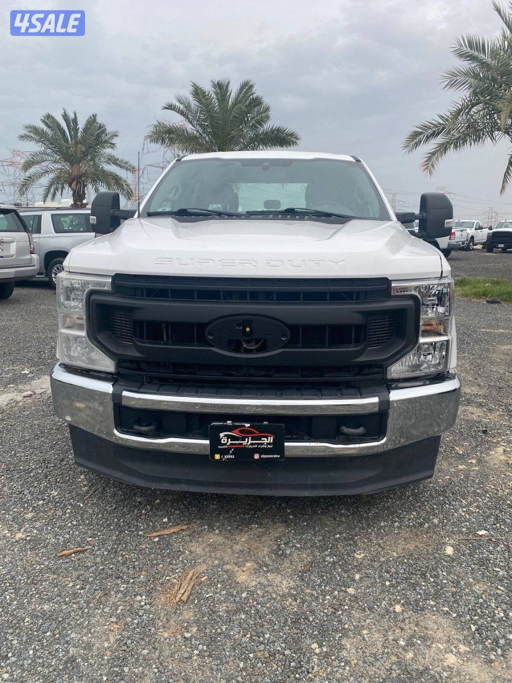 للبيع وانيت  F250 موديل 2020 ماشي ٨٠2